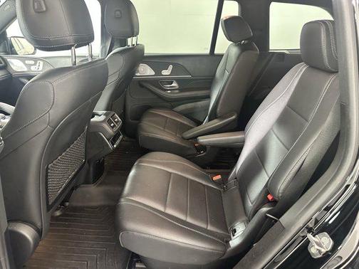 2021 Mercedes-Benz GLS 450 4MATIC