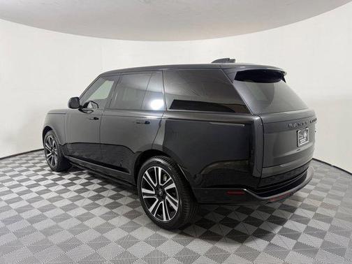 2023 Land Rover Range Rover P400 SE