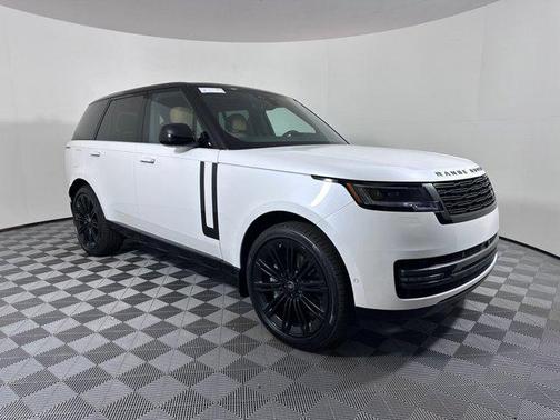 2025 Land Rover Range Rover P530 SE
