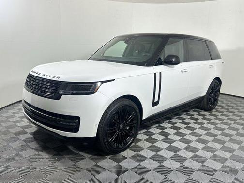 2025 Land Rover Range Rover P530 SE 7 Seat