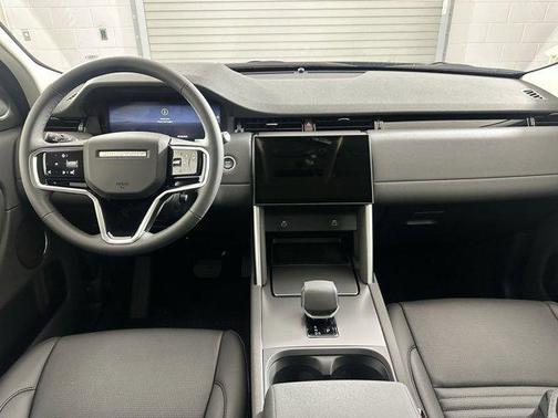 2025 Land Rover Discovery Sport S