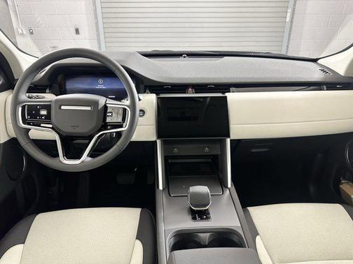 2025 Land Rover Discovery Sport S