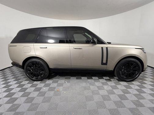 2026 Land Rover Range Rover P400 SE
