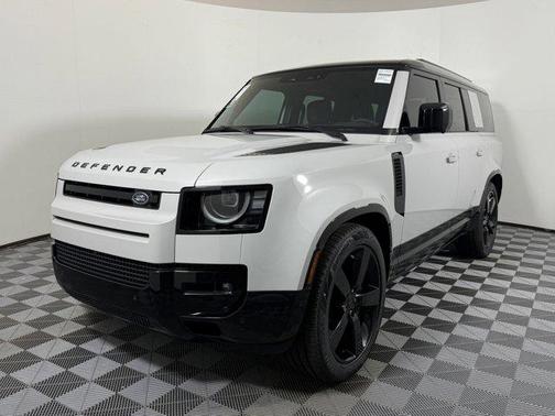 Borasco Grey Metallic 2026 Land Rover Defender P400 X-Dynamic SE