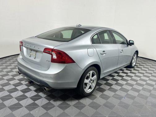 2013 Volvo S60 T5