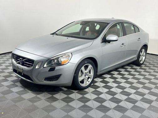 2013 Volvo S60 T5