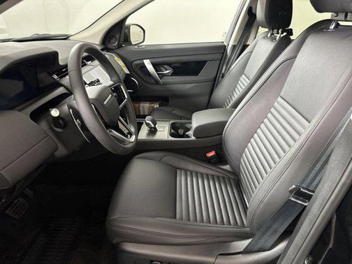2025 Land Rover Discovery Sport S
