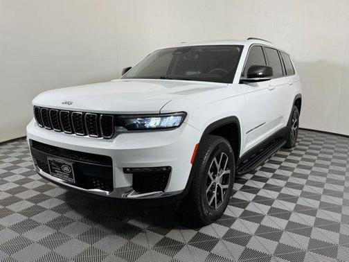 Bright White Clearcoat 2023 Jeep Grand Cherokee L Limited