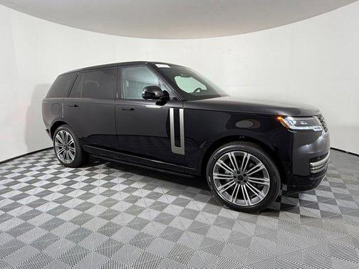 2026 Land Rover Range Rover P400 SE 7 Seat