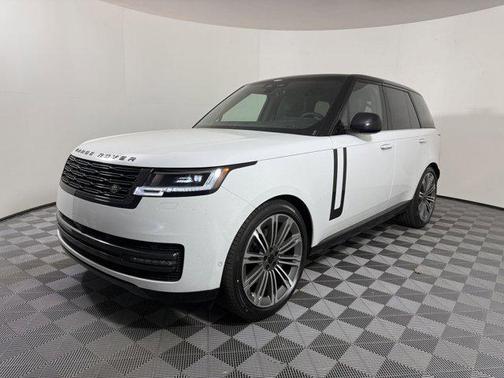 2026 Land Rover Range Rover P400 SE