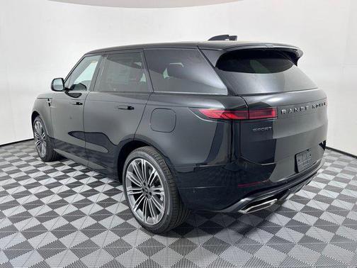 2025 Land Rover Range Rover Sport SE