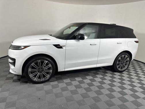 2025 Land Rover Range Rover Sport SE