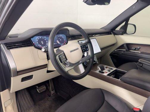 2023 Land Rover Range Rover P400 SE