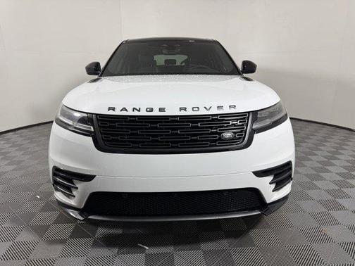 2026 Land Rover Range Rover Velar P250 SE R-Dynamic