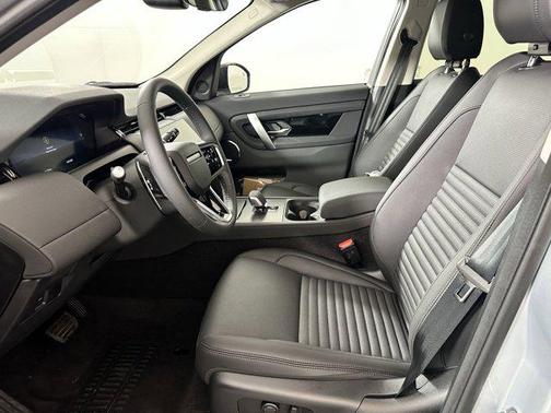 2025 Land Rover Discovery Sport S