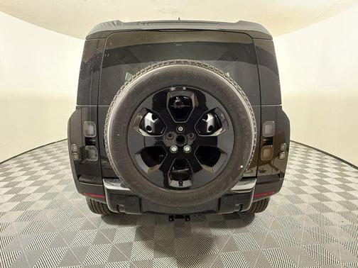 2026 Land Rover Defender P300 S