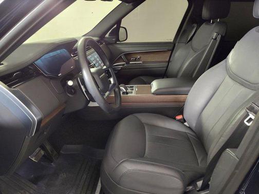 2023 Land Rover Range Rover P530 SE