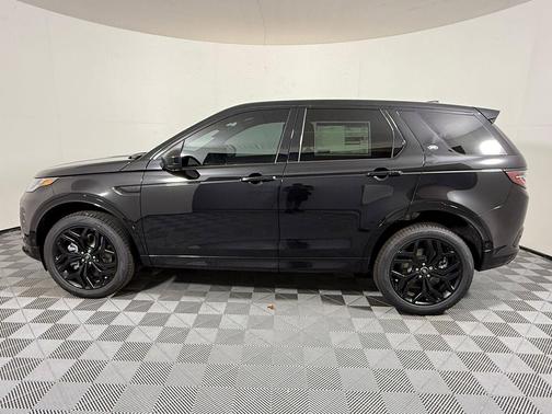 Santorini Black Metallic 2026 Land Rover Discovery Sport Landmark