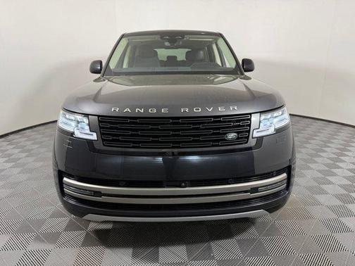 2024 Land Rover Range Rover P400 SE
