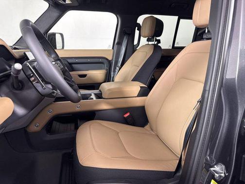 2026 Land Rover Defender 110 V8