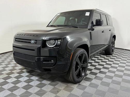 Santorini Black Metallic 2026 Land Rover Defender P400 X-Dynamic SE