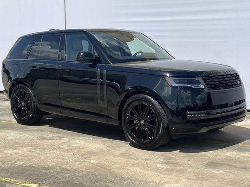 2025 Land Rover Range Rover P400 SE