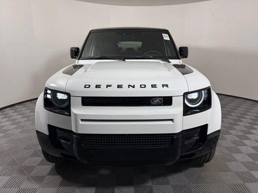 2026 Land Rover Defender P400 X-Dynamic SE