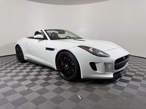 2015 Jaguar F-TYPE V8 S