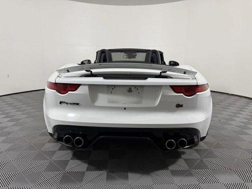 2015 Jaguar F-TYPE V8 S