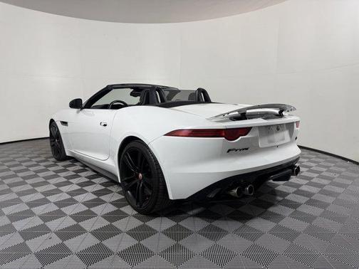 2015 Jaguar F-TYPE V8 S