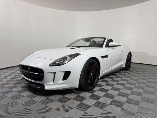 2015 Jaguar F-TYPE V8 S