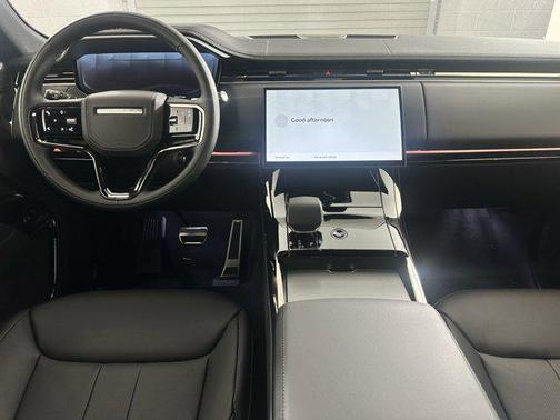 2025 Land Rover Range Rover Sport SE