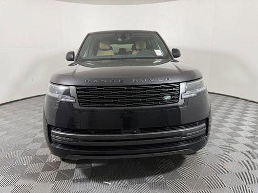 2026 Land Rover Range Rover P530 SE 7 Seat