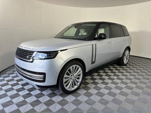 2025 Land Rover Range Rover P530 SE 7 Seat