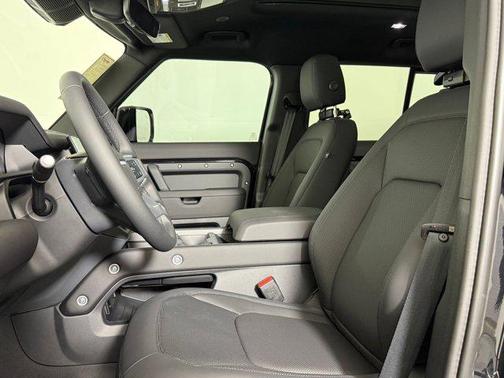 2026 Land Rover Defender P300 S