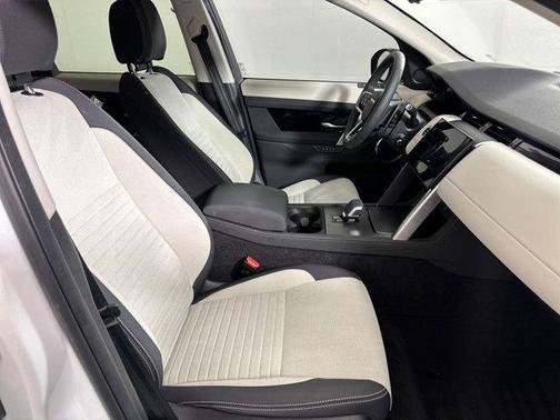 2024 Land Rover Discovery Sport Core S