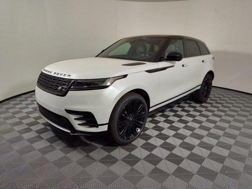 2026 Land Rover Range Rover Velar Dynamic SE