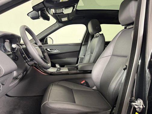 2026 Land Rover Range Rover Velar P400 Dynamic SE