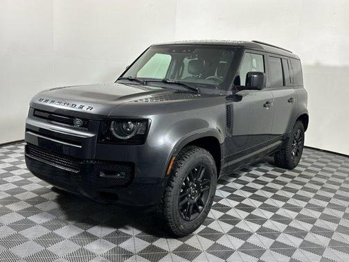 2025 Land Rover Defender 110 P400 X-Dynamic SE