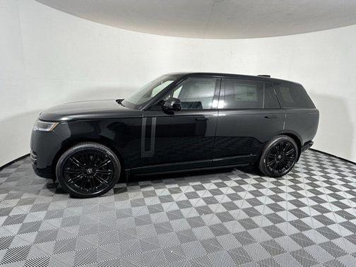 2025 Land Rover Range Rover P530 SE 7 Seat