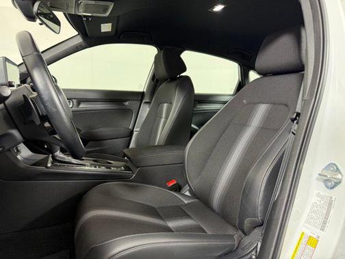 Platinum White Pearl 2022 Honda Civic Sport