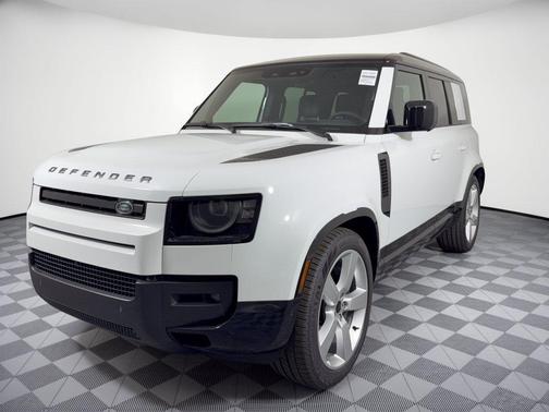 Fuji White 2026 Land Rover Defender P400 X-Dynamic SE