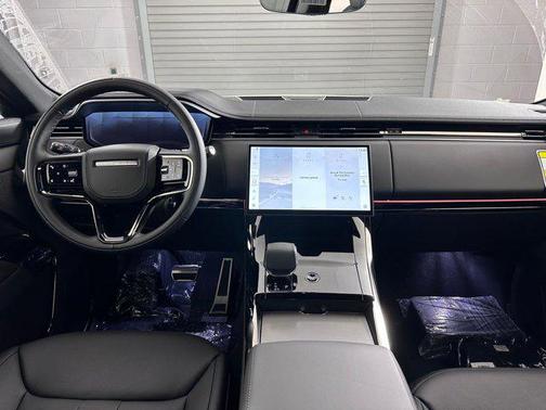2025 Land Rover Range Rover Sport SE