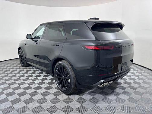 2025 Land Rover Range Rover Sport SE