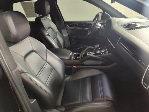 2019 Porsche Cayenne Base