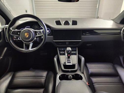 2019 Porsche Cayenne Base
