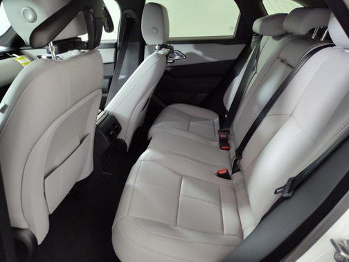 2026 Land Rover Range Rover Velar Dynamic SE