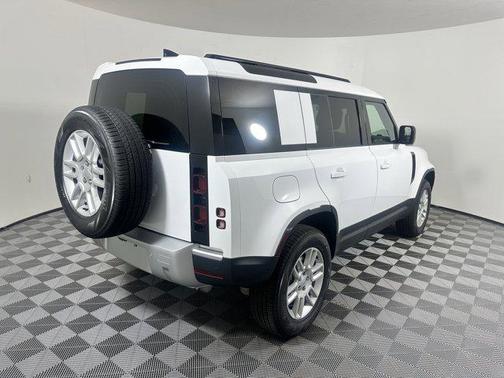 2025 Land Rover Defender 110 P300