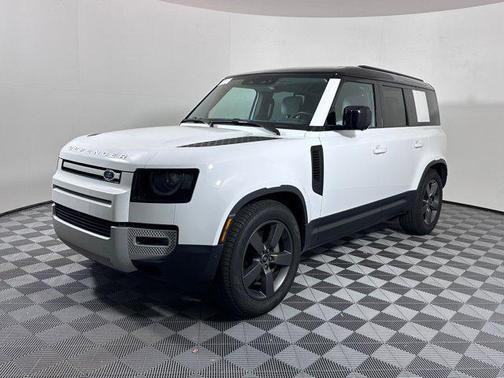 2025 Land Rover Defender 110 P400 S