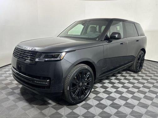 2025 Land Rover Range Rover P530 SE